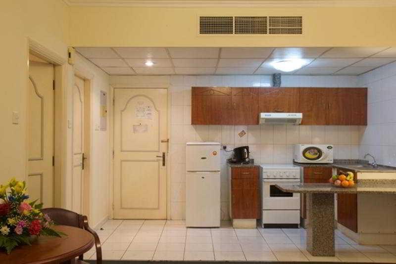 Al Mas Hotel Apartments Дубай Екстериор снимка